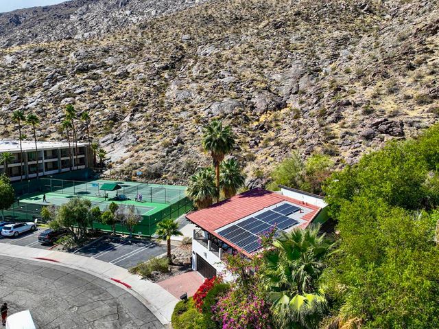 151 S Tahquitz Drive, Palm Springs, CA 92262