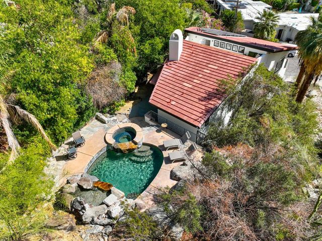 151 S Tahquitz Drive, Palm Springs, CA 92262