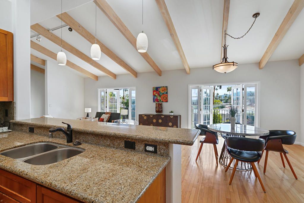 Image 17 of property listing at 151 S Tahquitz Drive, Palm Springs, CA 92262