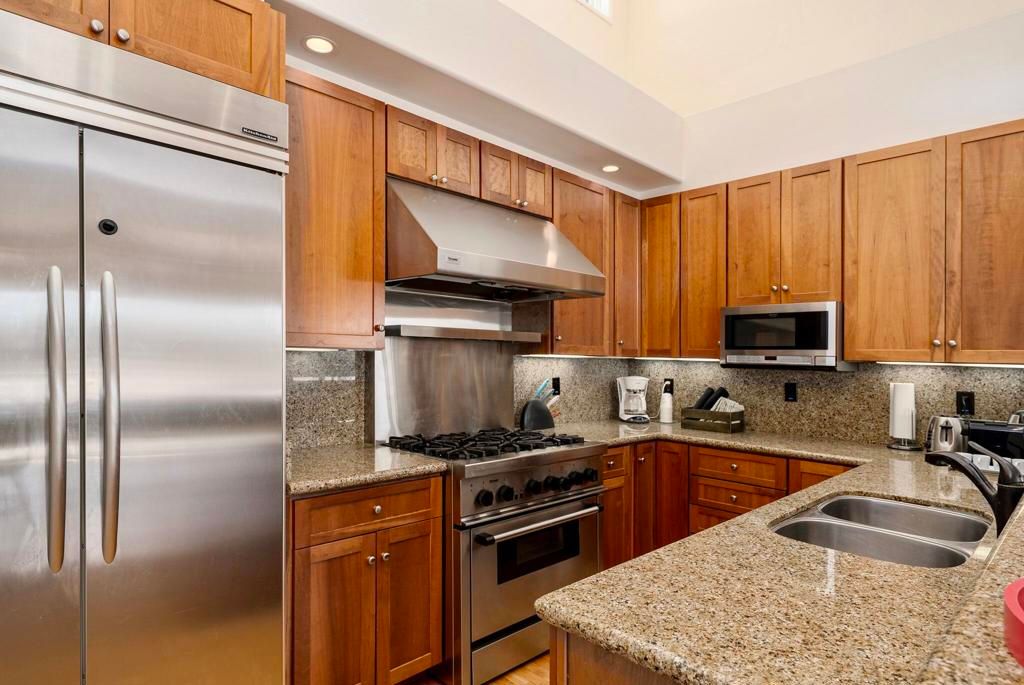 Image 20 of property listing at 151 S Tahquitz Drive, Palm Springs, CA 92262