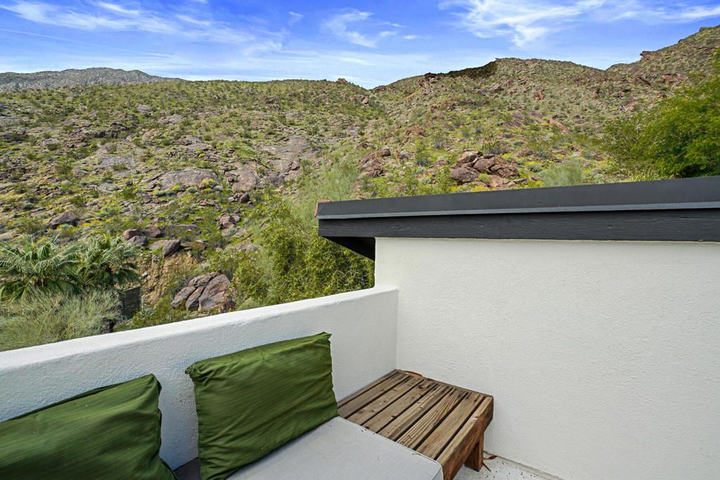 Image 42 of property listing at 151 S Tahquitz Drive, Palm Springs, CA 92262