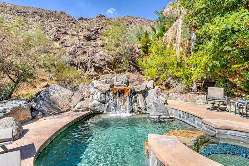 Image 46 of property listing at 151 S Tahquitz Drive, Palm Springs, CA 92262