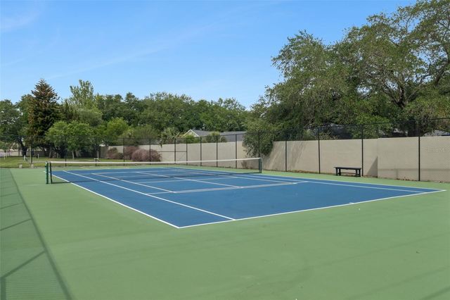 525 CONWAY ROAD 202, Orlando, FL 32807