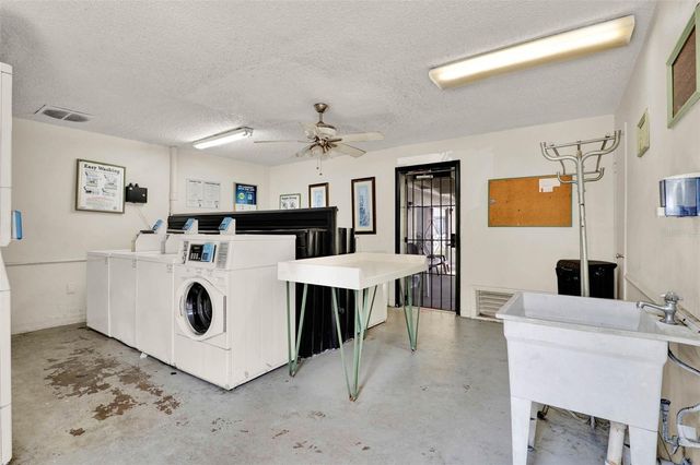 525 CONWAY ROAD 202, Orlando, FL 32807