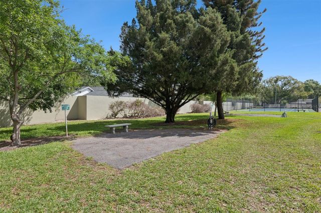 525 CONWAY ROAD 202, Orlando, FL 32807