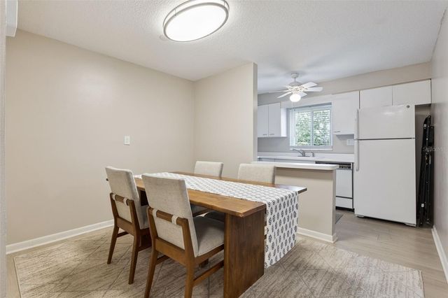 525 CONWAY ROAD 202, Orlando, FL 32807