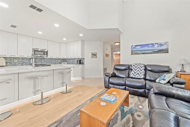 2385 HANOVER DRIVE, Dunedin, FL 34698