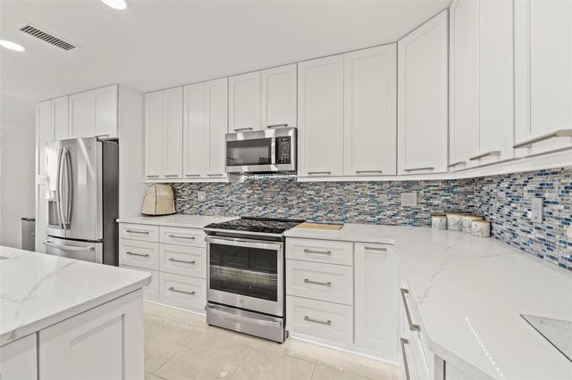 2385 HANOVER DRIVE, Dunedin, FL 34698