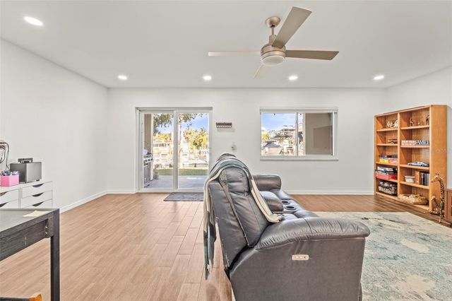 2385 HANOVER DRIVE, Dunedin, FL 34698