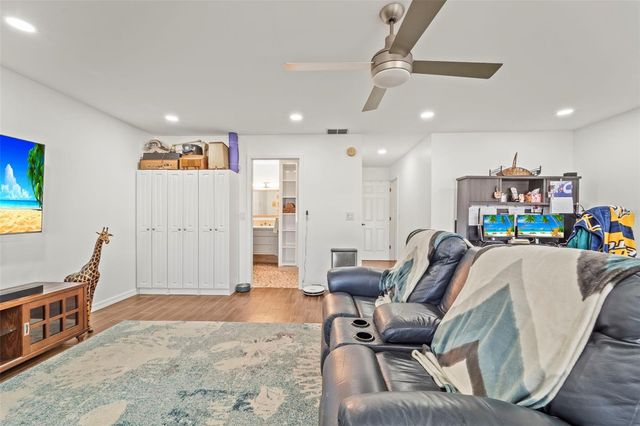 2385 HANOVER DRIVE, Dunedin, FL 34698