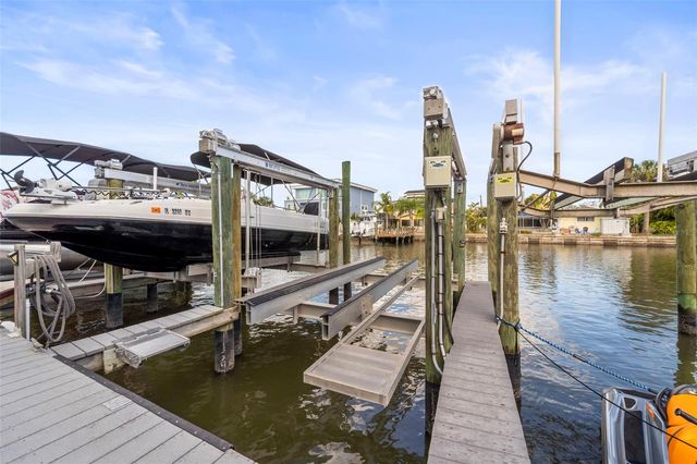 2385 HANOVER DRIVE, Dunedin, FL 34698