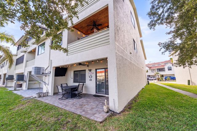 2385 HANOVER DRIVE, Dunedin, FL 34698