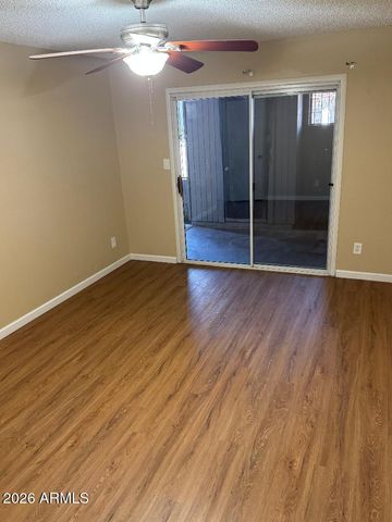 9020 W HIGHLAND Avenue 122, Phoenix, AZ 85037