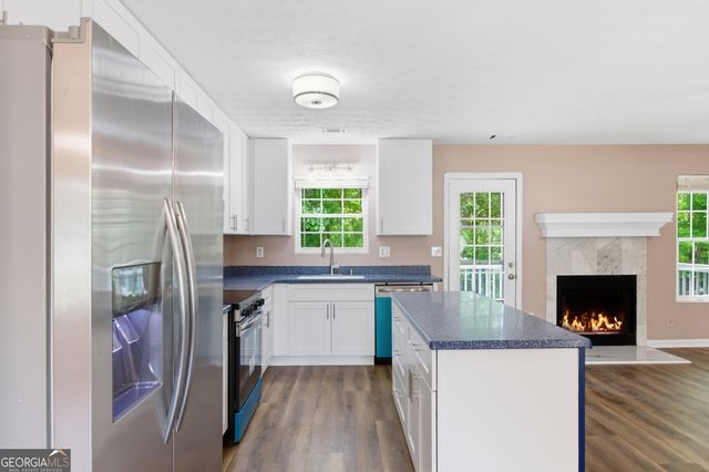 1026 Carriage Way, Loganville, GA 30052