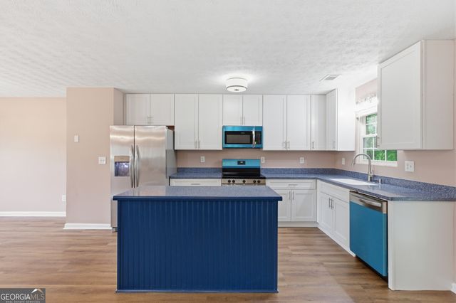 1026 Carriage Way, Loganville, GA 30052