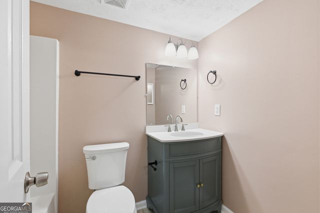 1026 Carriage Way, Loganville, GA 30052