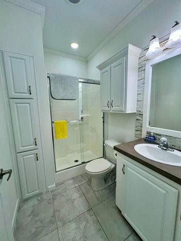 413 Hibiscus Drive, Deerfield Beach, FL 33442