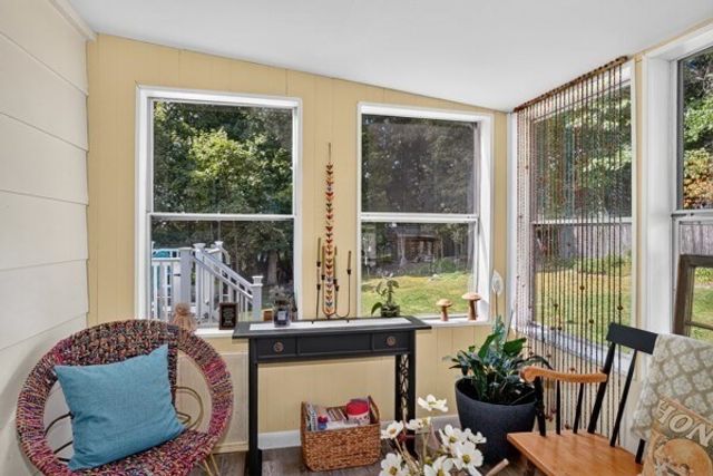 66 Old Bolton Rd, Hudson, MA 01749
