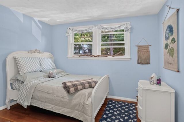 66 Old Bolton Rd, Hudson, MA 01749