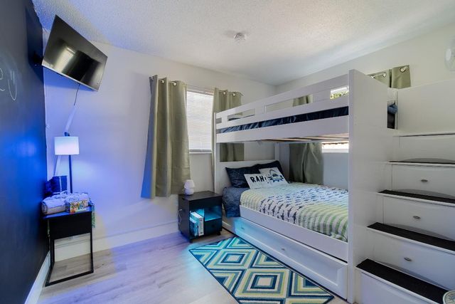 1416 W Hardee Street, Lantana, FL 33462