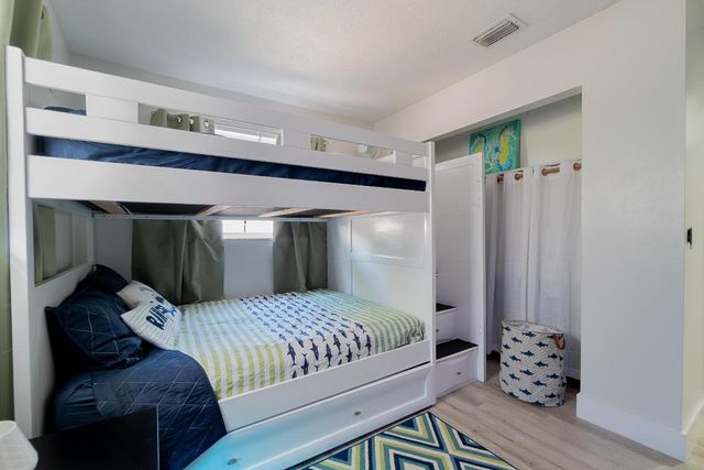 1416 W Hardee Street, Lantana, FL 33462