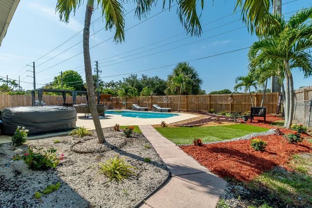1416 W Hardee Street, Lantana, FL 33462