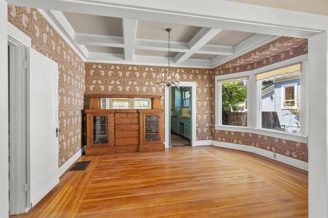119 Park Ave, Modesto, CA 95354