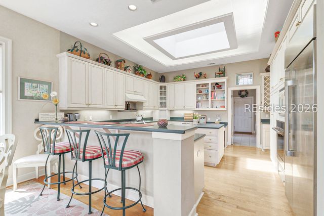 24 Glenmoor Pl, Hilton Head Island, SC 29926
