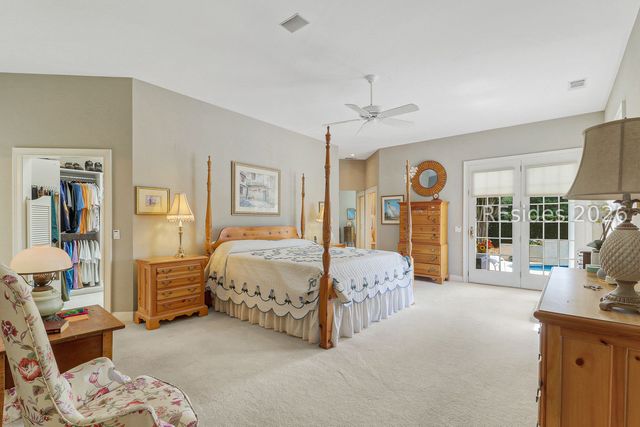 24 Glenmoor Pl, Hilton Head Island, SC 29926