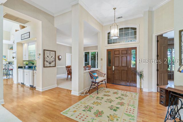 24 Glenmoor Pl, Hilton Head Island, SC 29926