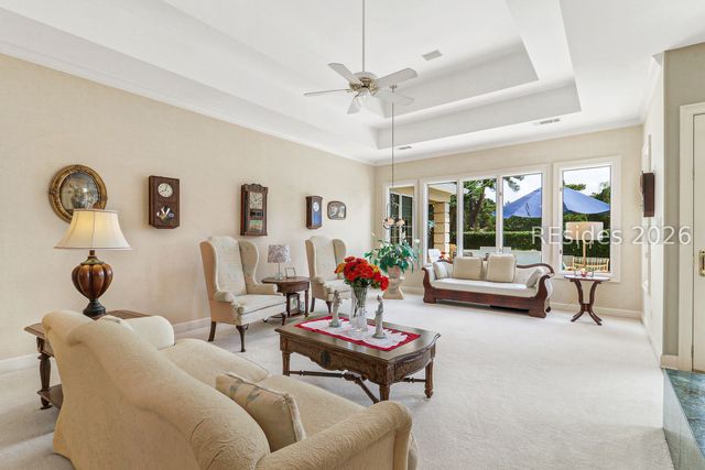 24 Glenmoor Pl, Hilton Head Island, SC 29926
