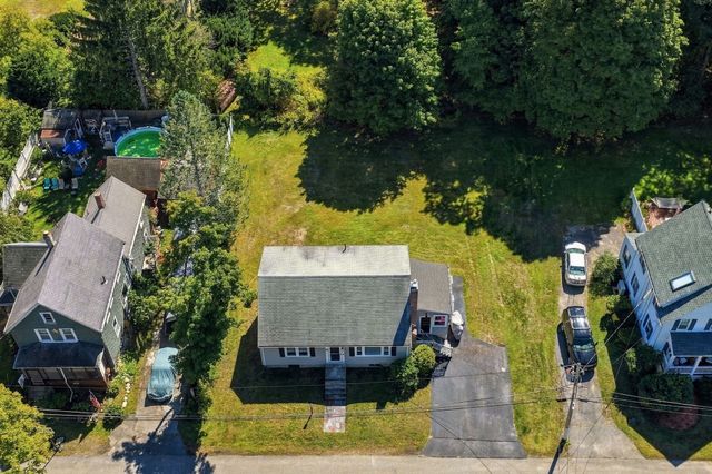 38 Park Ave, Reading, MA 01867