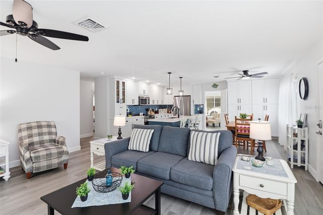 17 PEARL STREET, Englewood, FL 34223