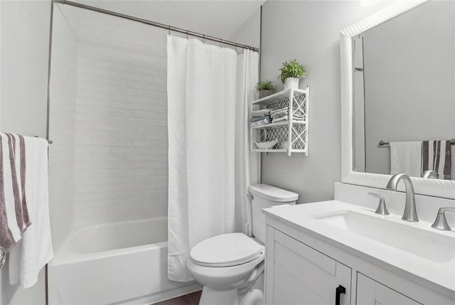 17 PEARL STREET, Englewood, FL 34223