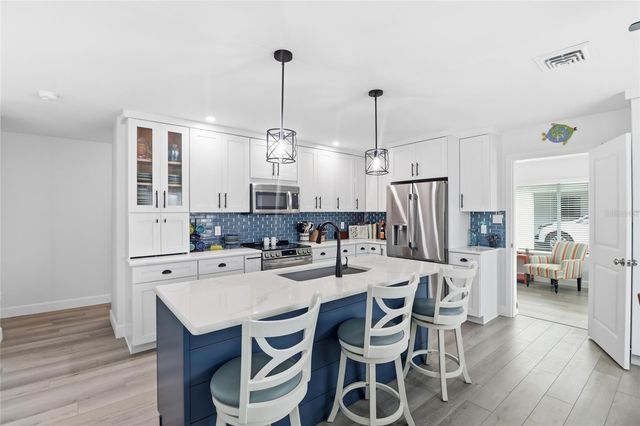 17 PEARL STREET, Englewood, FL 34223