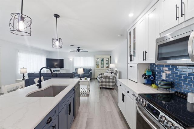 17 PEARL STREET, Englewood, FL 34223