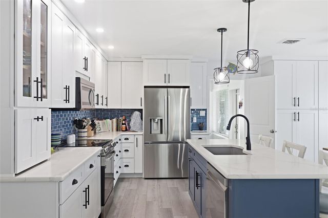 17 PEARL STREET, Englewood, FL 34223