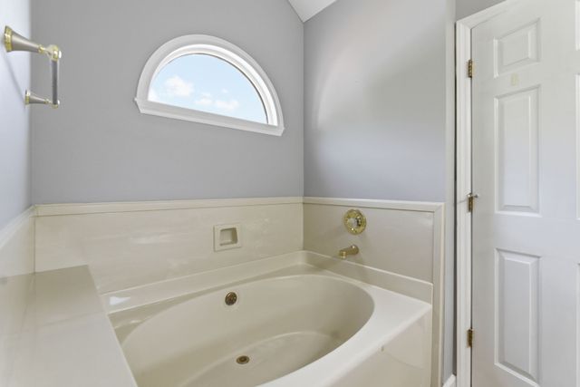 1050 Brinkley Rd, Murfreesboro, TN 37128