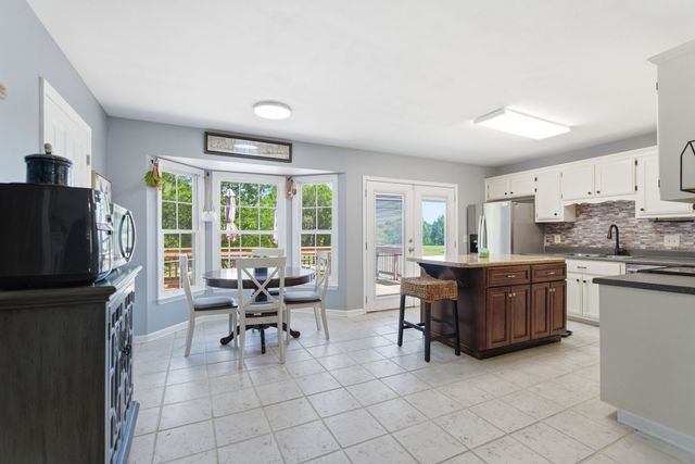 1050 Brinkley Rd, Murfreesboro, TN 37128