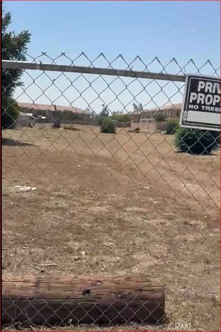 8566 Cypress Avenue, Fontana, CA 92335