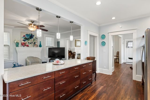 11 S 10th Street, Wilmington, NC 28401