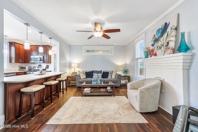 11 S 10th Street, Wilmington, NC 28401