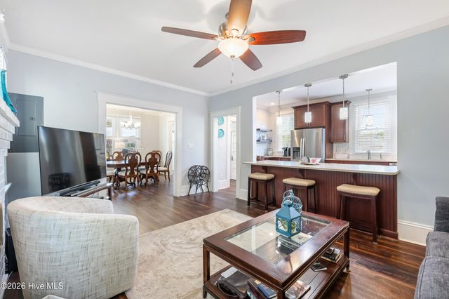 11 S 10th Street, Wilmington, NC 28401