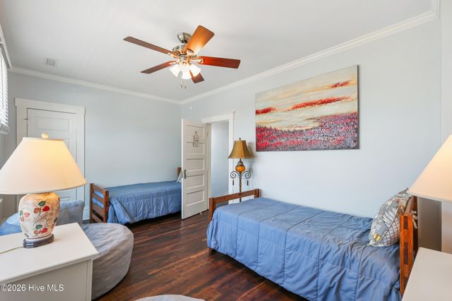 11 S 10th Street, Wilmington, NC 28401