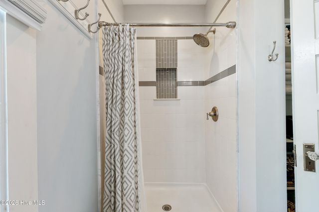 11 S 10th Street, Wilmington, NC 28401