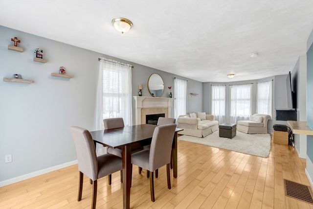 66 Ledgecrest Drive, Worcester, MA 01603