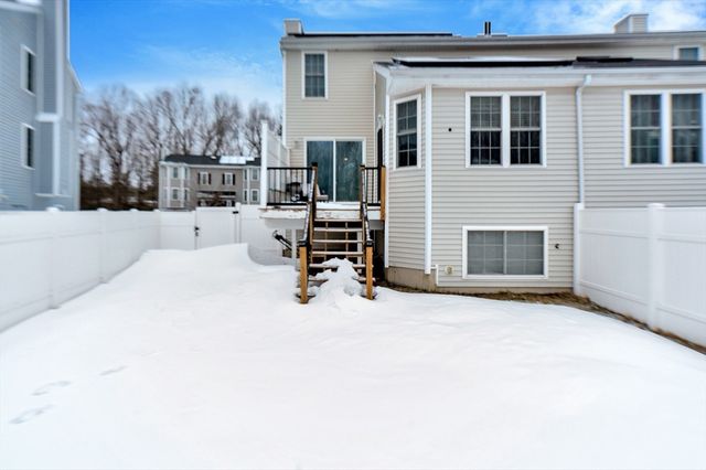 66 Ledgecrest Drive, Worcester, MA 01603