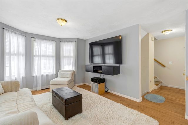 66 Ledgecrest Drive, Worcester, MA 01603