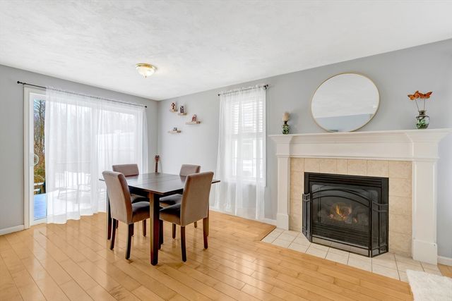 66 Ledgecrest Drive, Worcester, MA 01603