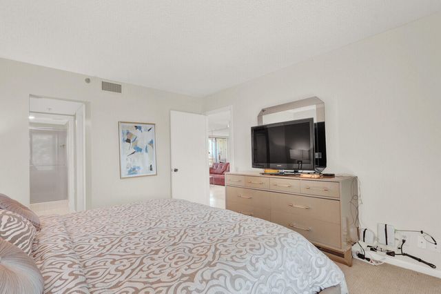 2687 N Ocean Boulevard G-306, Boca Raton, FL 33431